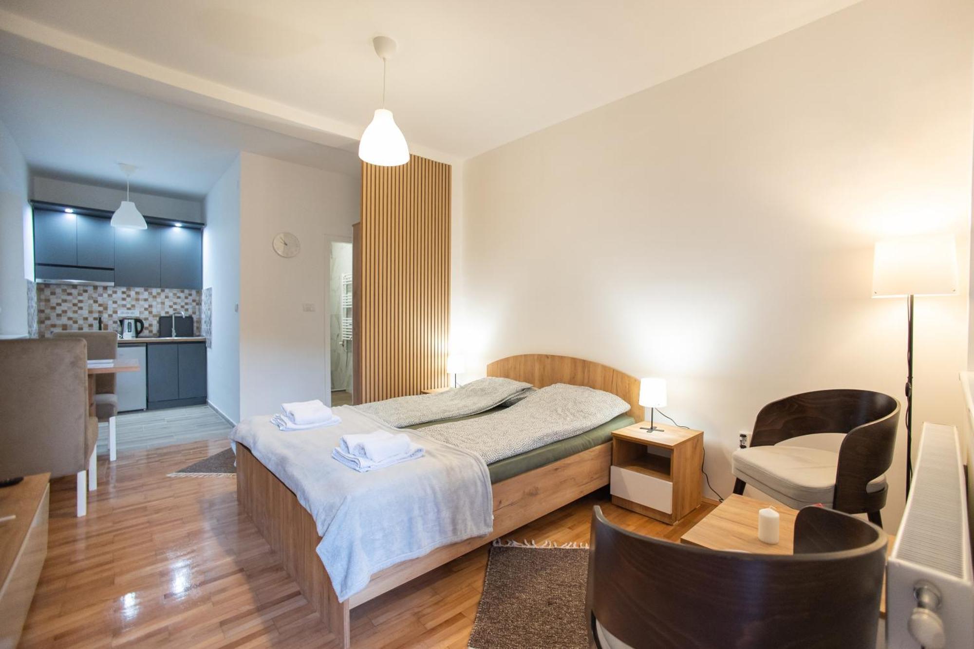 V & V Studio Apartments 2 Ni Eksteriør bilde