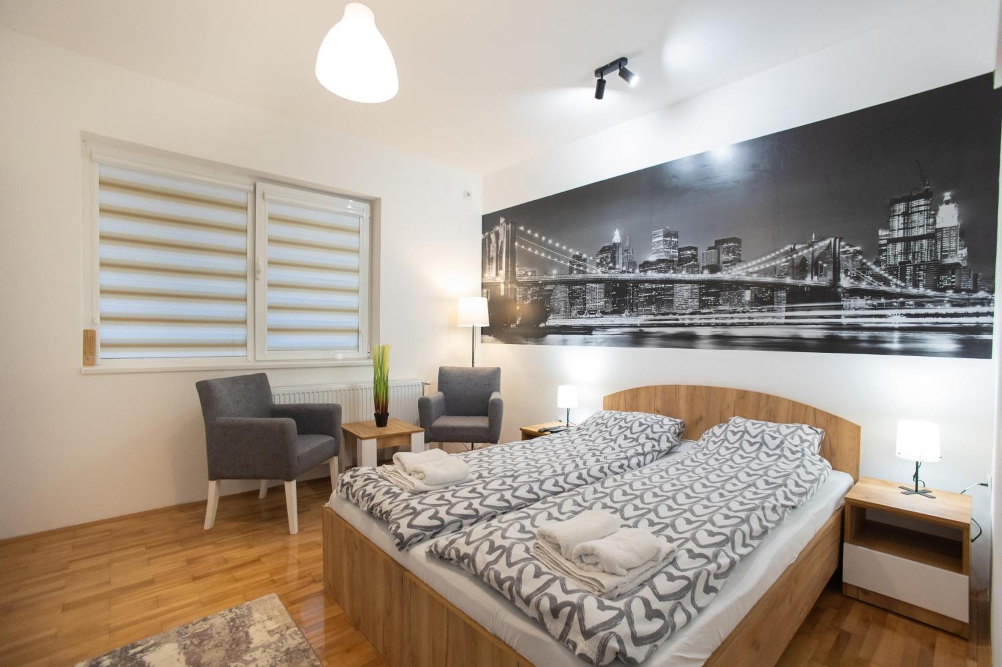 V & V Studio Apartments 2 Ni Eksteriør bilde